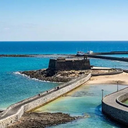 El Charco Arrecife Apartment